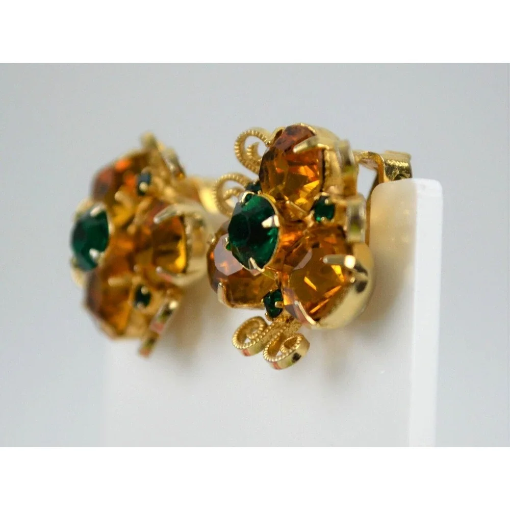Vintage Gold Tone Metal Clip On Earrings Beautiful Orange &‎ Green Rhinestones